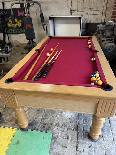 Pool table burgundy - table, felt